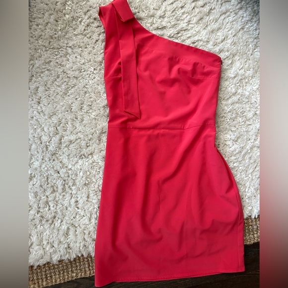 Molly Bracken - one shoulder deep pink dress (knee length) - Picture 1 of 4